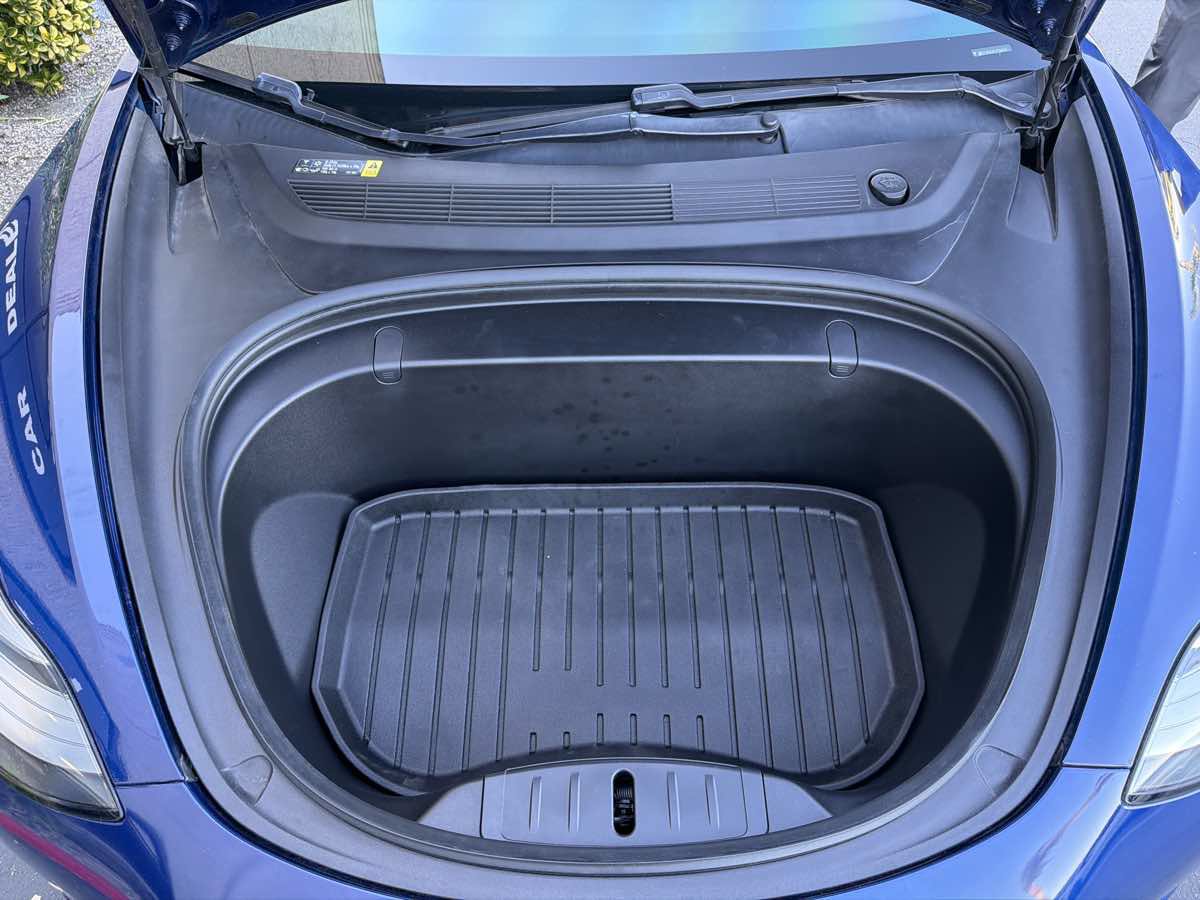 Used 2018 Tesla Model 3 Long Range image 33