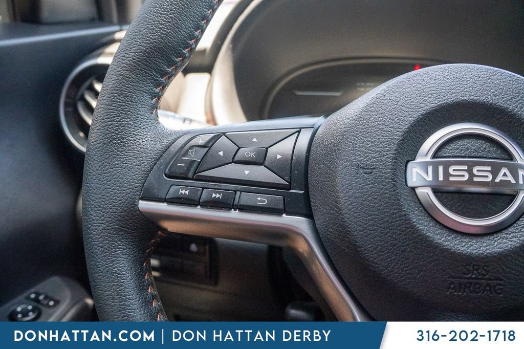 Used 2023 Nissan Kicks SR w/ SR Premium Package FWD image 11