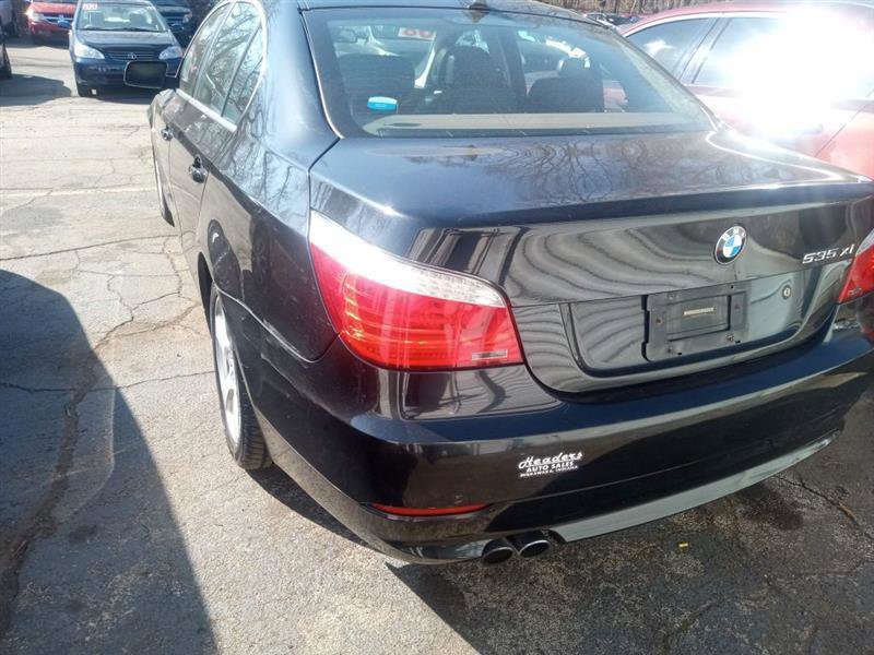 Used 2008 BMW 535xi Sedan image 2