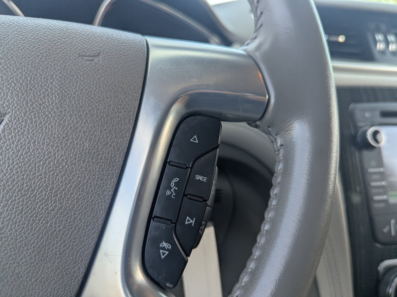 Used 2015 Chevrolet Traverse LT AWD/4WD image 31