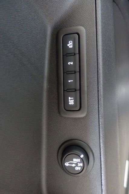 Used 2021 Chevrolet Equinox Premier image 18