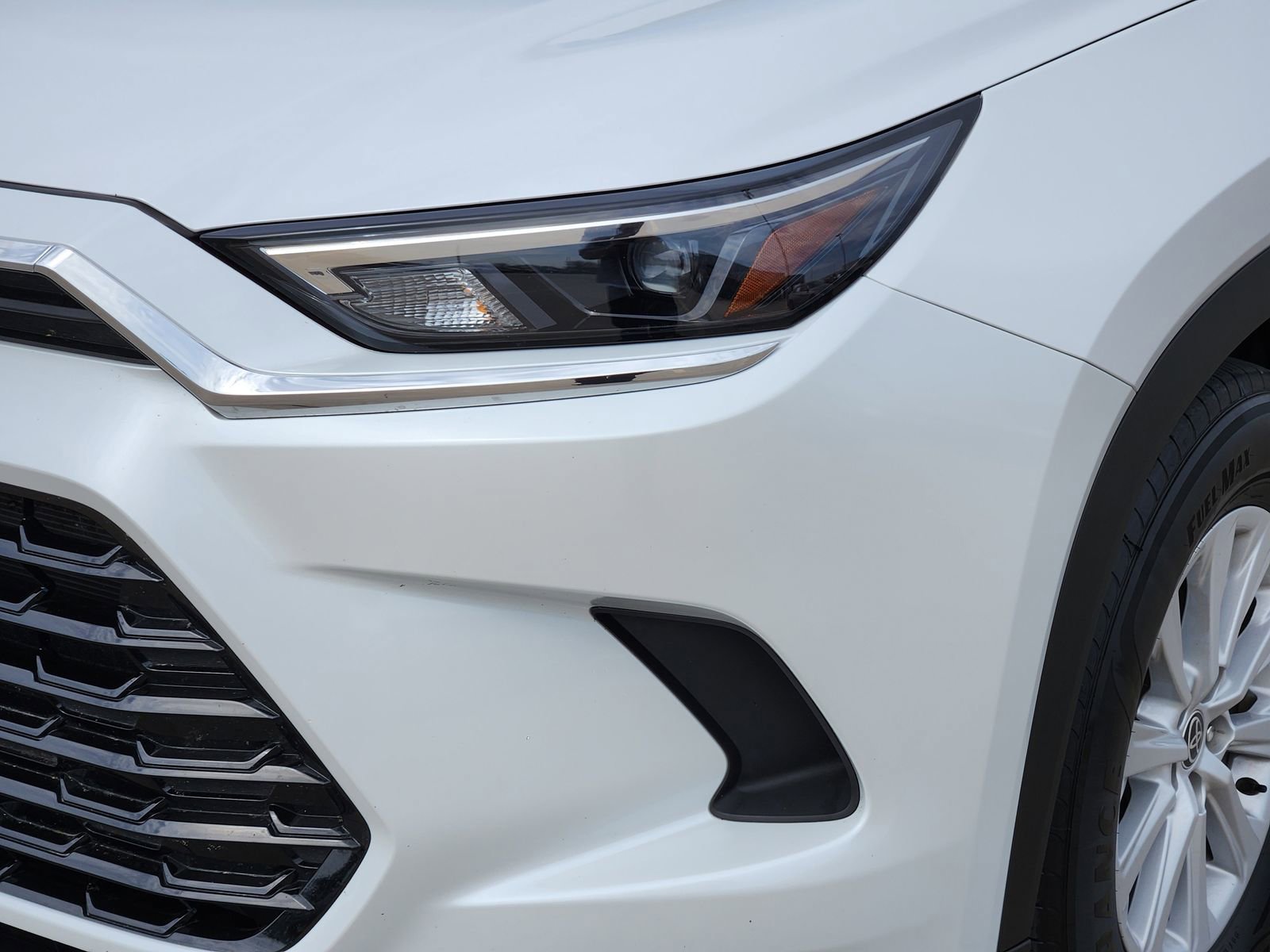 Used 2024 Toyota Grand Highlander XLE image 11