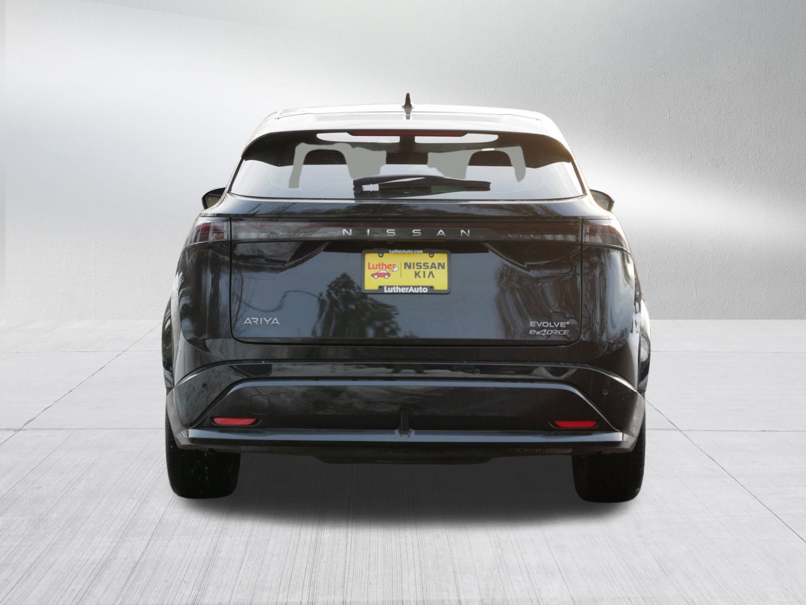Certified 2023 Nissan Ariya AWD image 6