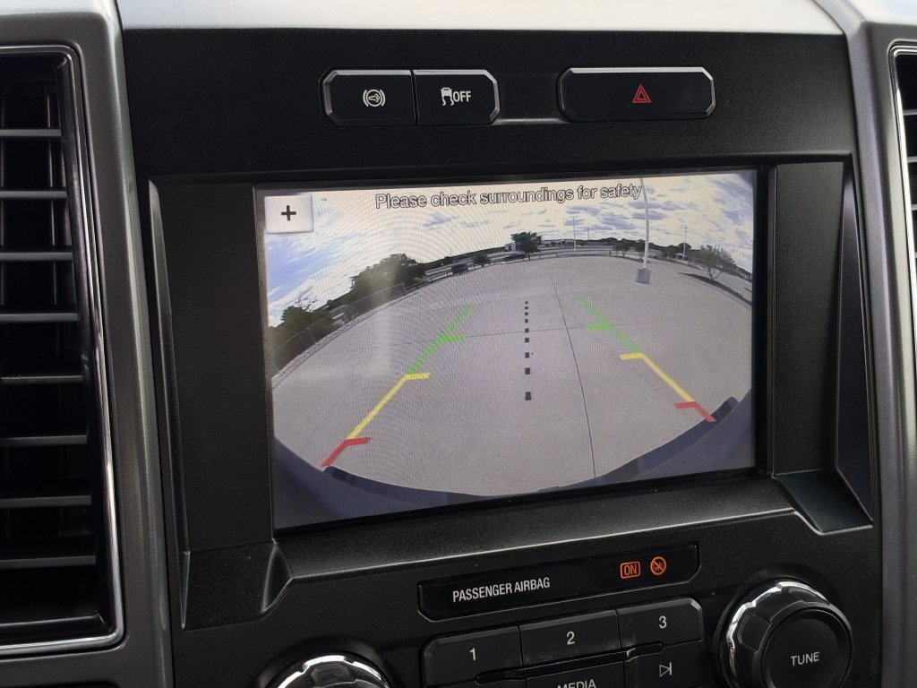 Used 2019 Ford F250 XLT w/ Snow Plow Prep Package AWD/4WD image 19