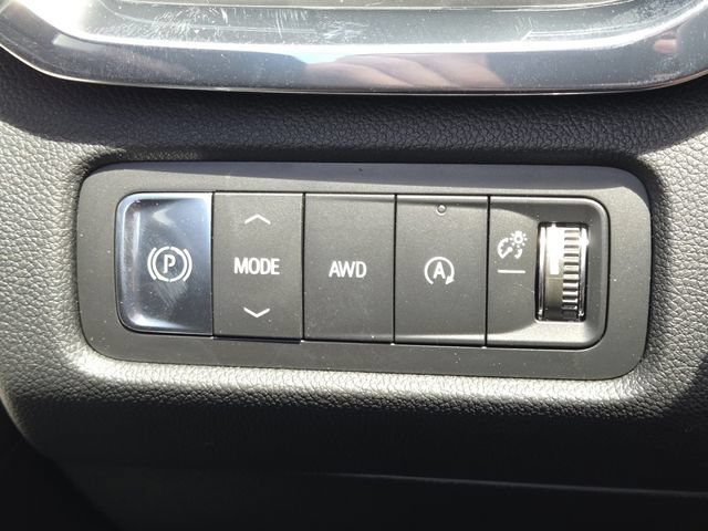 New 2026 GMC Acadia Denali Ultimate w/ LPO, Floor Liner Package AWD/4WD image 13