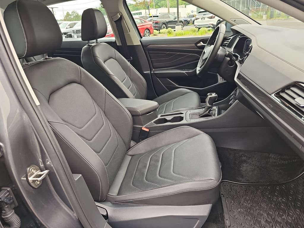 Used 2024 Volkswagen Jetta SEL FWD image 11