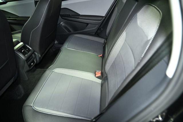 Used 2024 Volkswagen Taos SE image 44