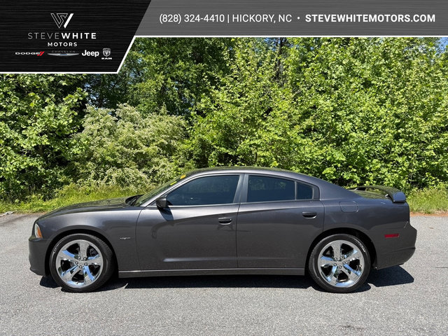Used 2013 Dodge Charger R/T RWD image 1