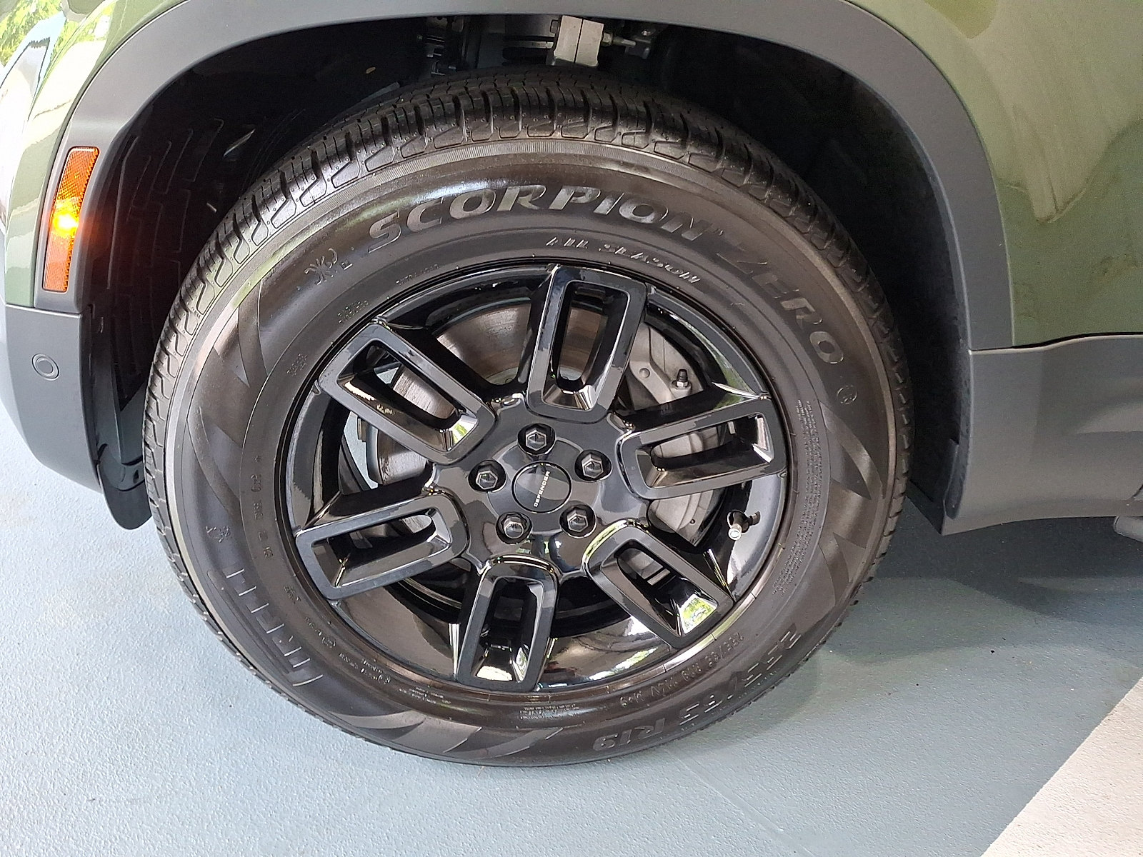 Used 2026 Land Rover Defender 110 S AWD/4WD image 8