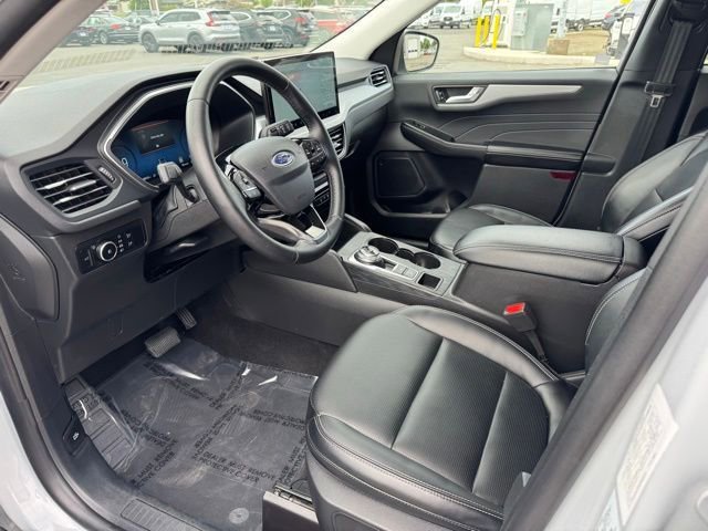 Used 2025 Ford Escape Platinum AWD/4WD image 22