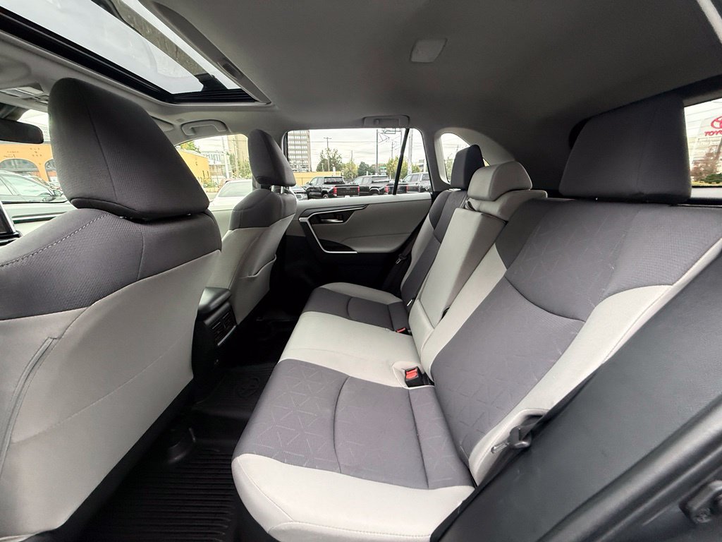 Used 2025 Toyota RAV4 XLE w/ Convenience Package AWD/4WD image 17