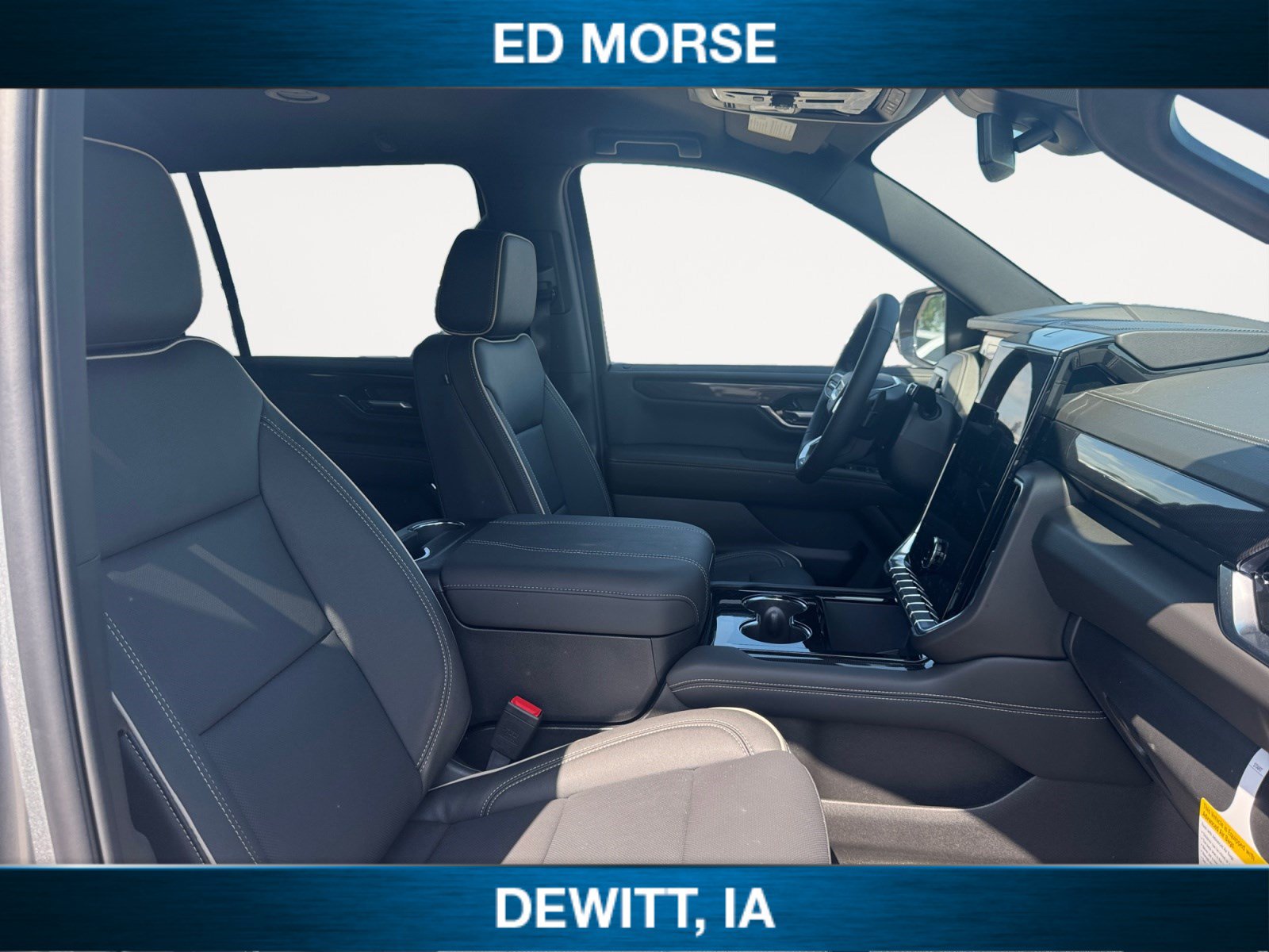New 2026 GMC Yukon XL Elevation AWD/4WD image 15
