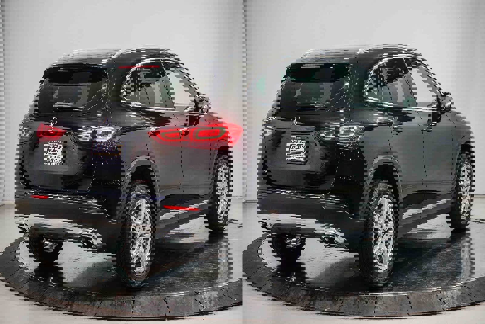 Used 2022 Mercedes-Benz GLA 250 image 4