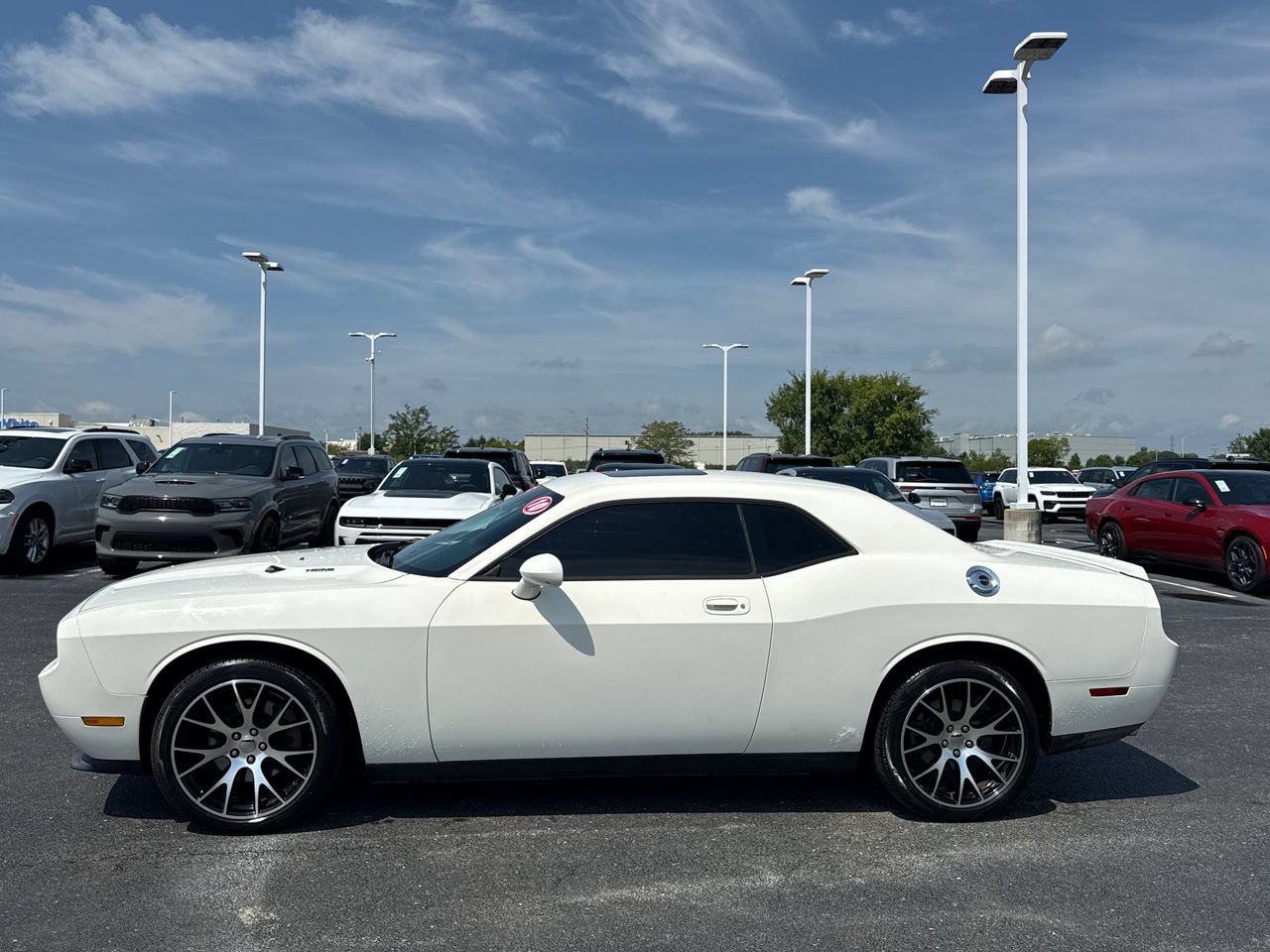 Used 2010 Dodge Challenger R/T RWD image 6