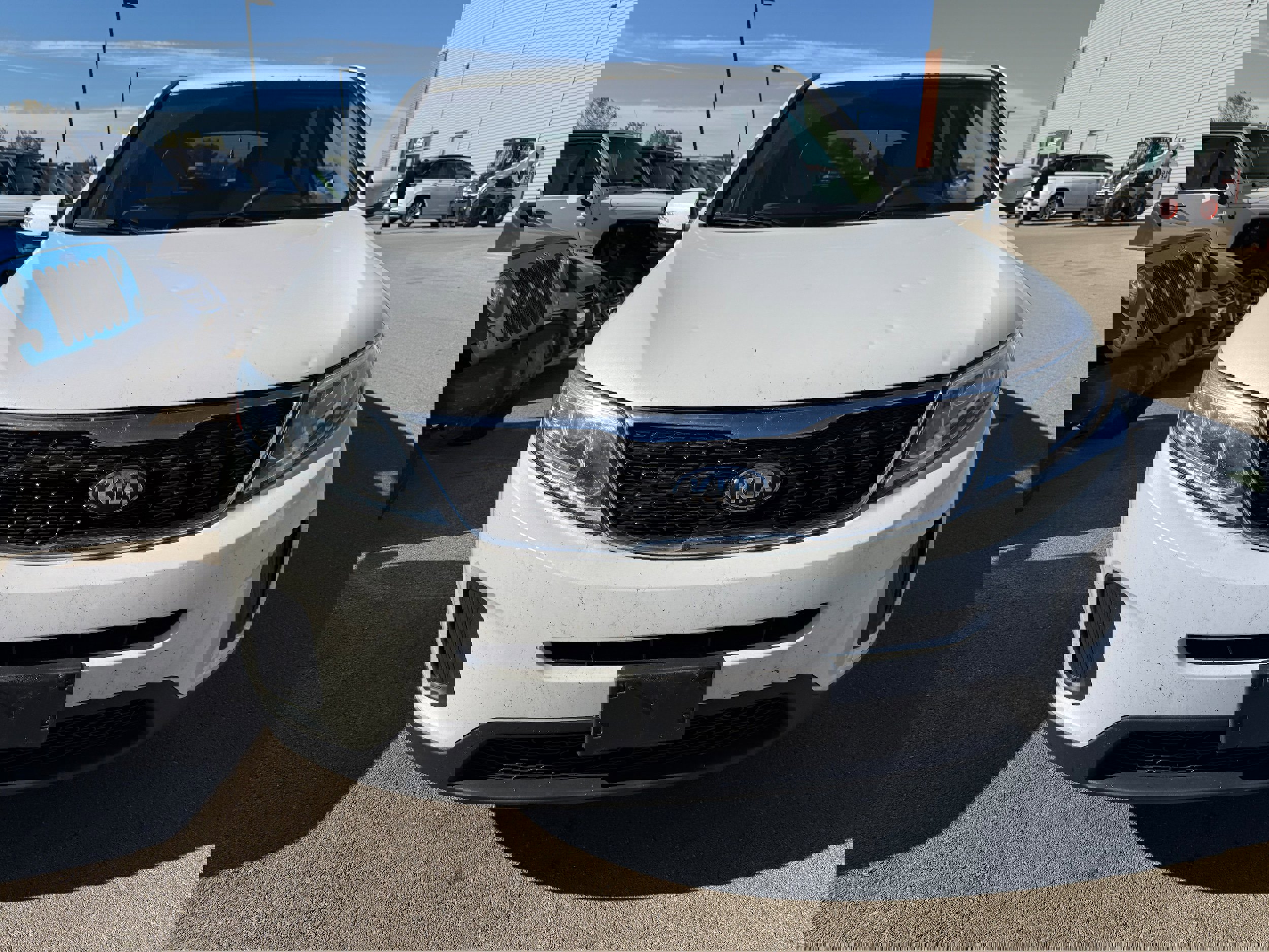 Used 2014 Kia Sorento LX image 2