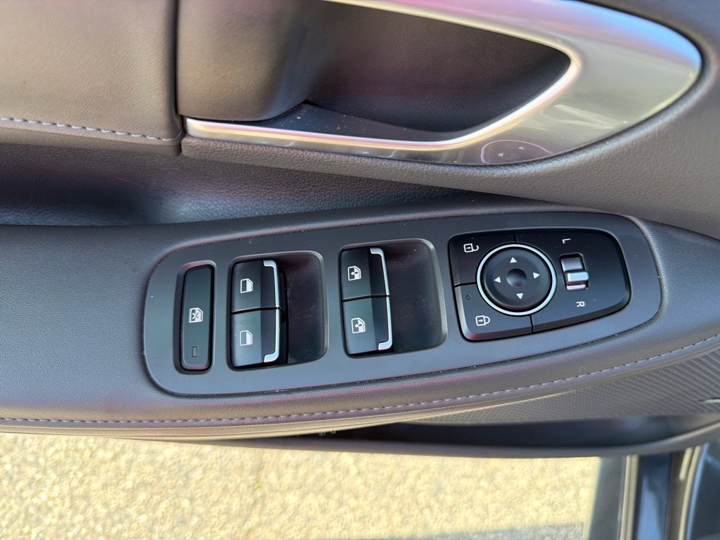 Used 2021 Hyundai Sonata Limited image 12