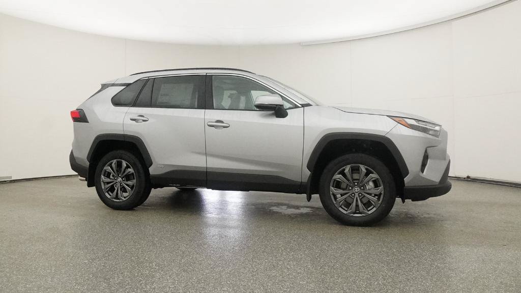 New 2025 Toyota RAV4 XLE Premium w/ Weather Package AWD/4WD image 31