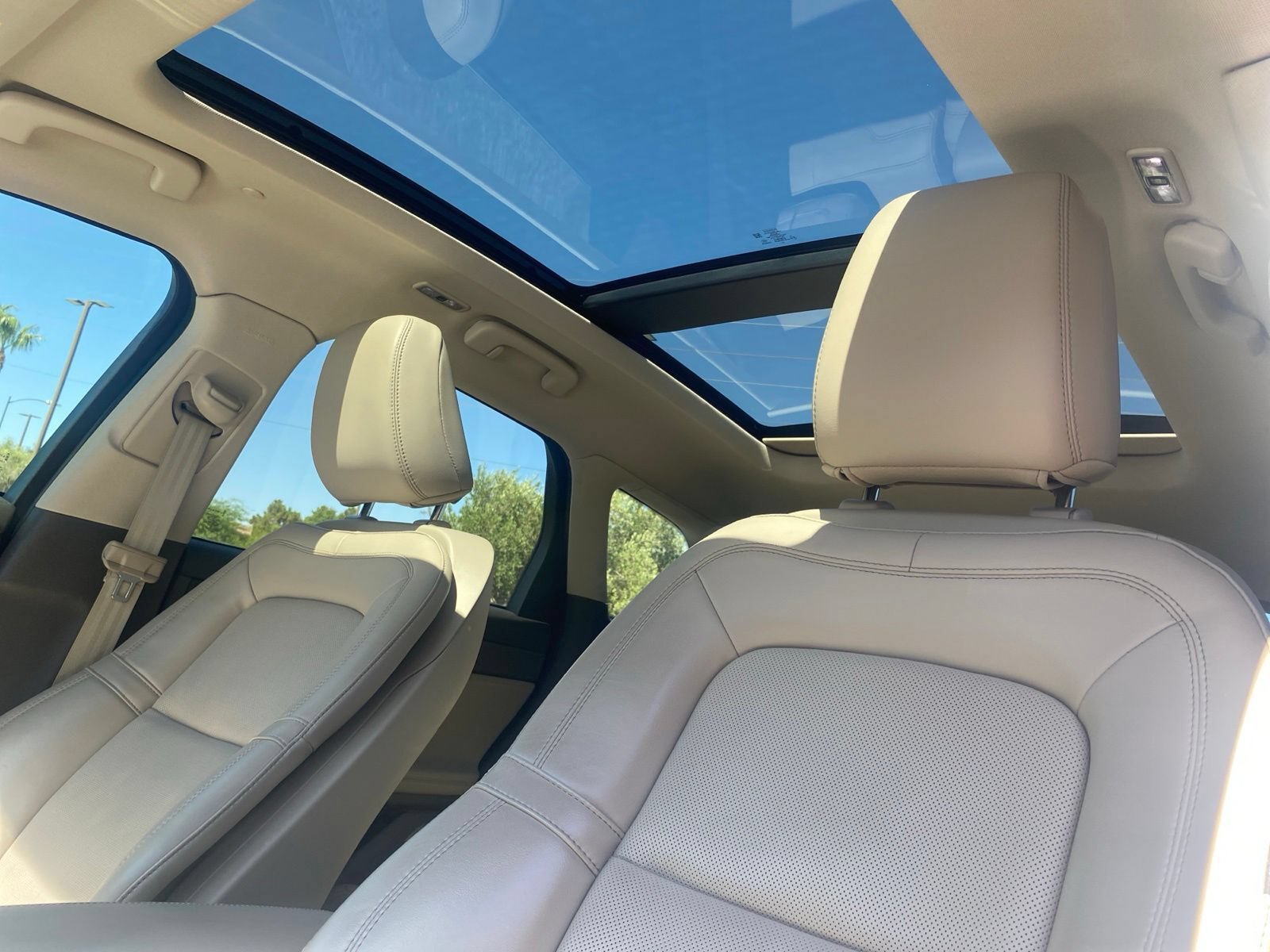 Used 2022 Lincoln Corsair Reserve w/ Elements Package AWD/4WD image 20