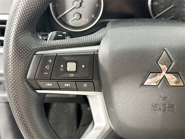Used 2024 Mitsubishi Outlander SE image 20