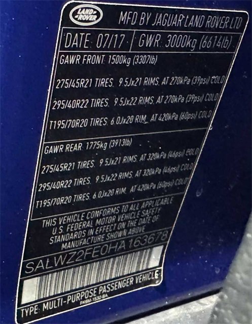 Used 2017 Land Rover Range Rover Sport SVR image 37