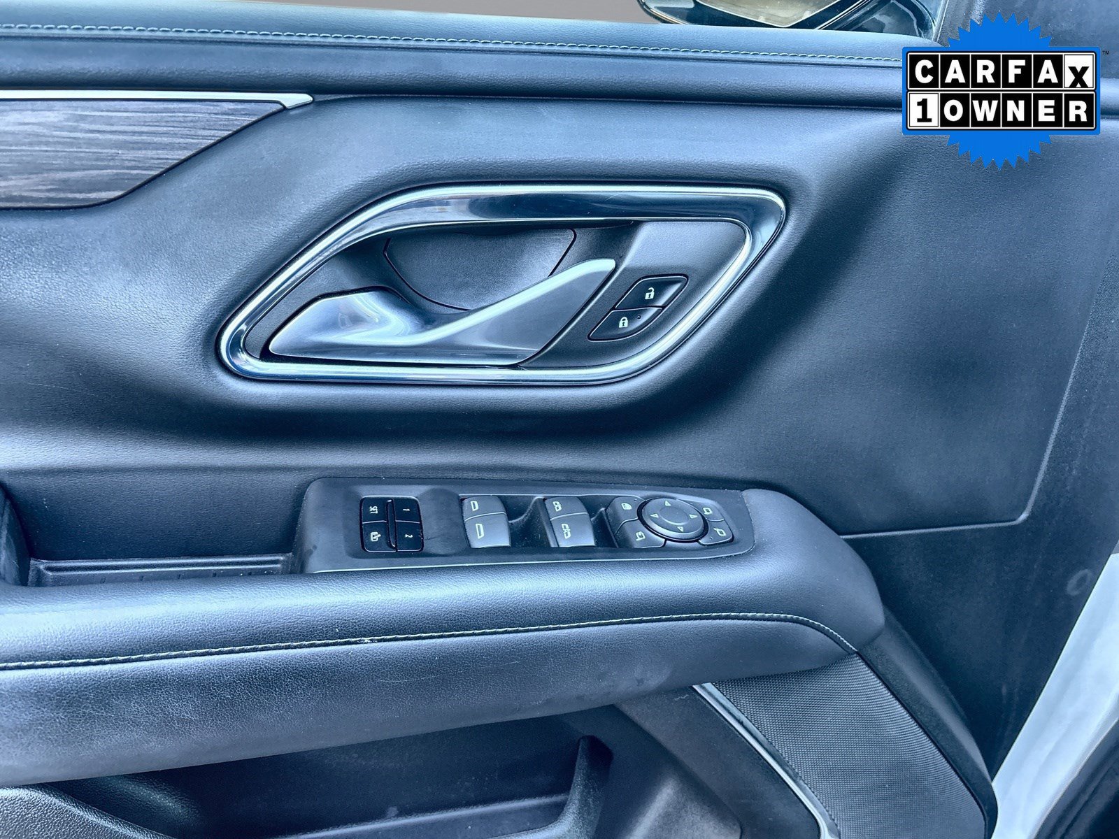 Used 2022 Chevrolet Tahoe LT w/ Luxury Package image 15