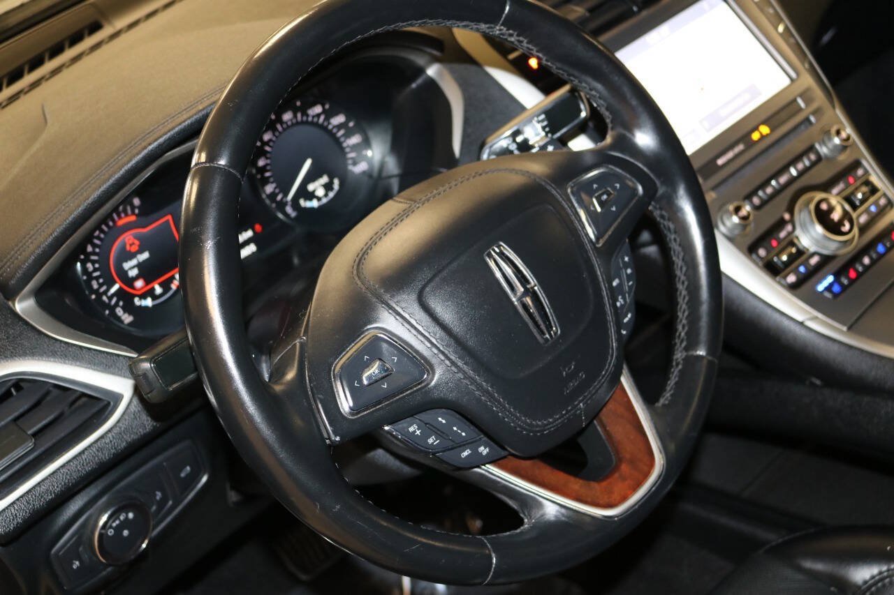 Used 2020 Lincoln MKZ Reserve w/ Elements Package FWD image 69