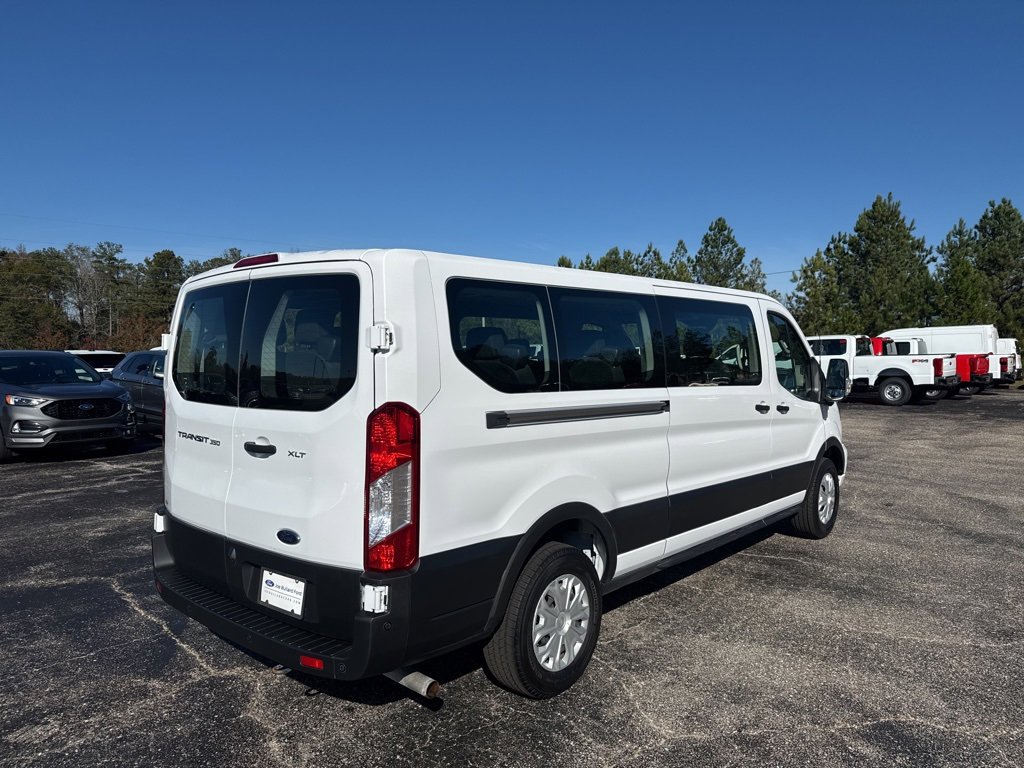 Used 2023 Ford Transit 350 XLT image 19
