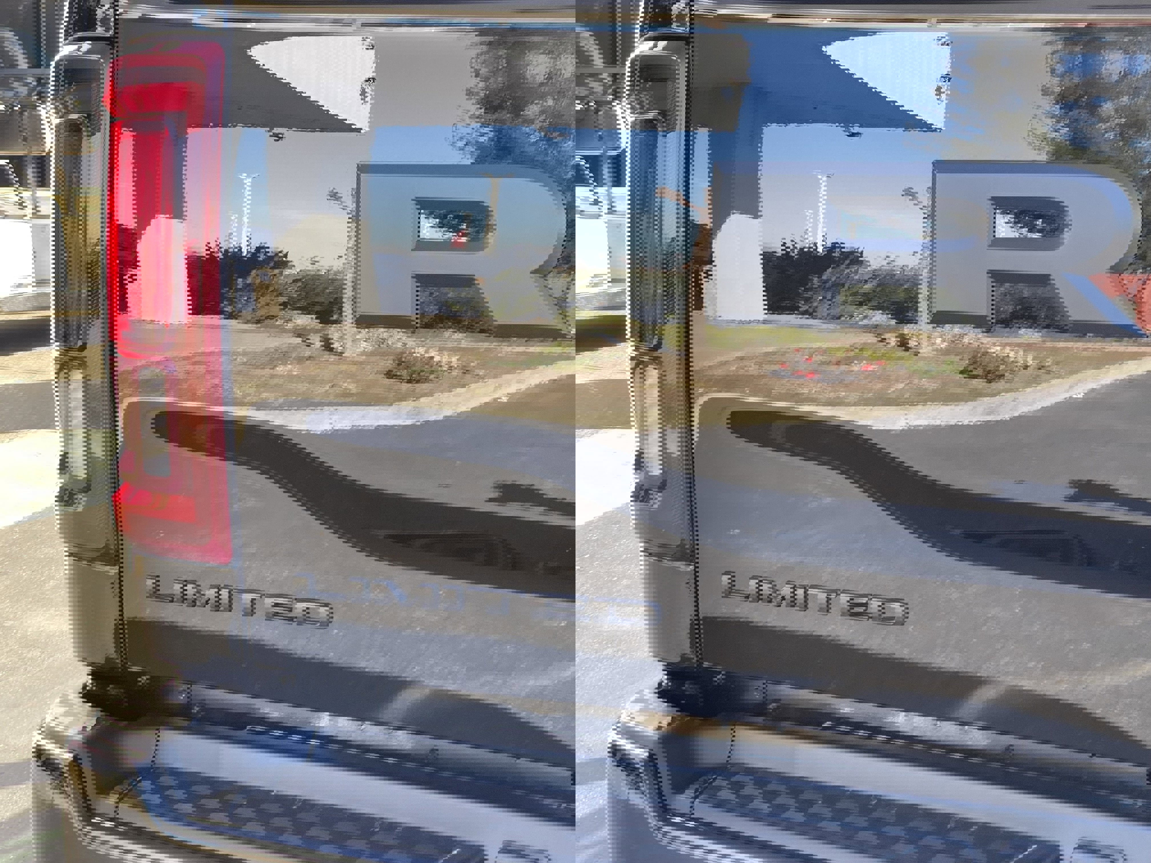 New 2026 RAM 2500 Limited image 11