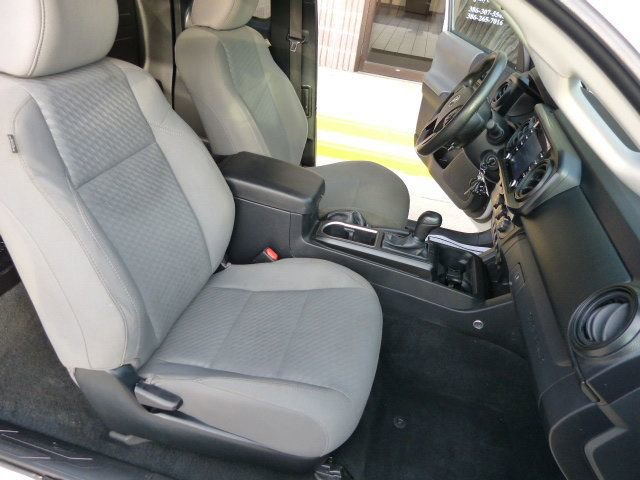 Used 2022 Toyota Tacoma SR image 26