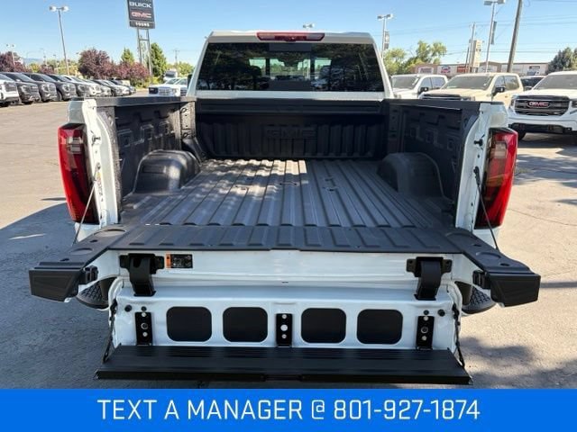 New 2026 GMC Sierra 3500 Denali w/ Denali Reserve Package AWD/4WD image 11