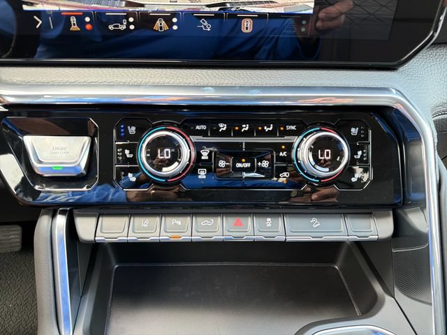 New 2026 GMC Sierra 2500 Denali w/ Denali Reserve Package AWD/4WD image 14
