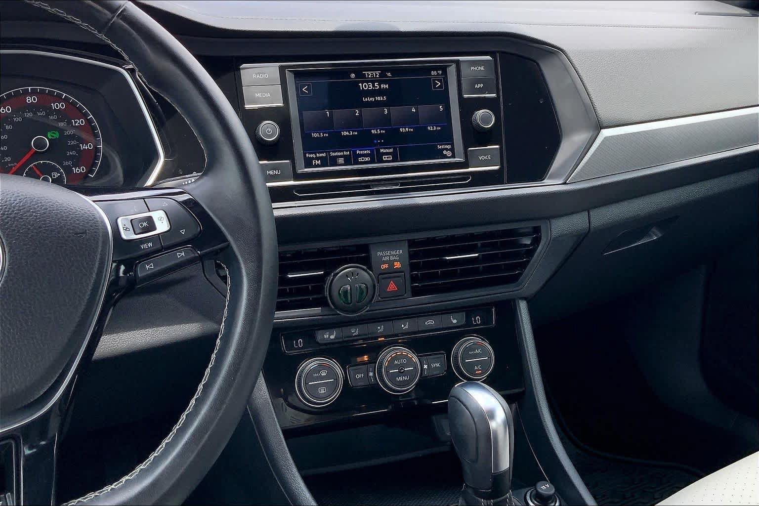 Used 2021 Volkswagen Jetta R-Line FWD image 7