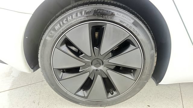 Used 2025 Tesla Model 3 RWD image 76