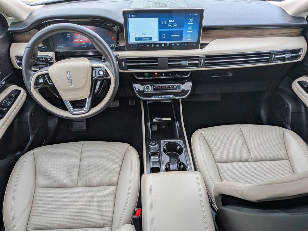 Used 2025 Lincoln Corsair Grand Touring w/ Towing Package image 21