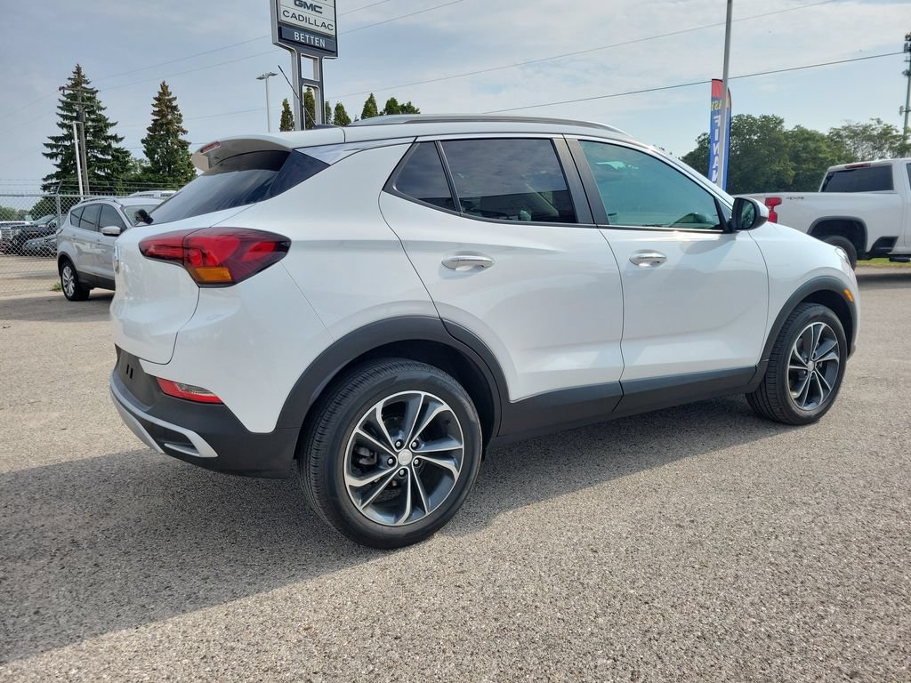 Used 2022 Buick Encore GX Select FWD image 4