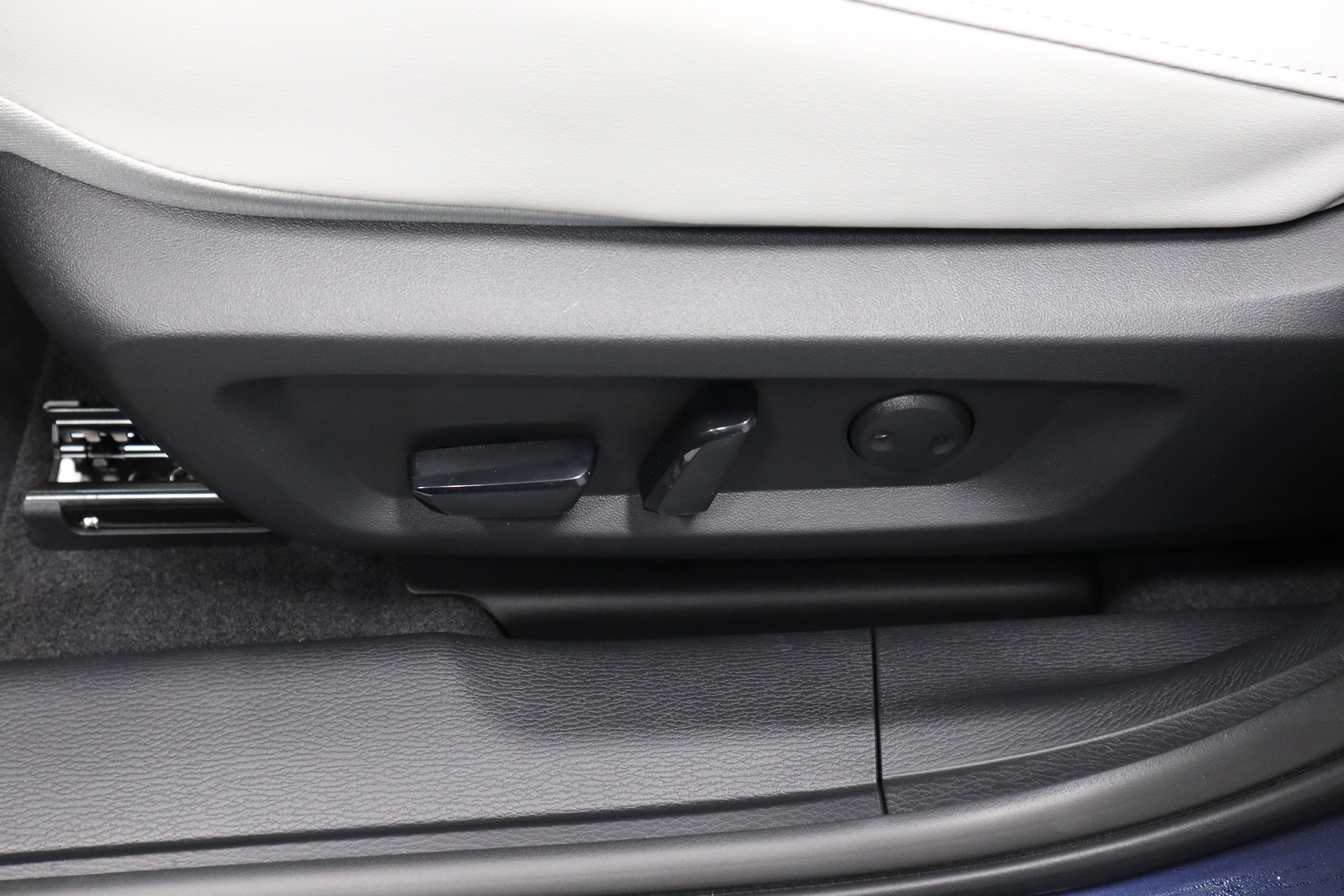 New 2025 Mitsubishi Outlander SE image 16