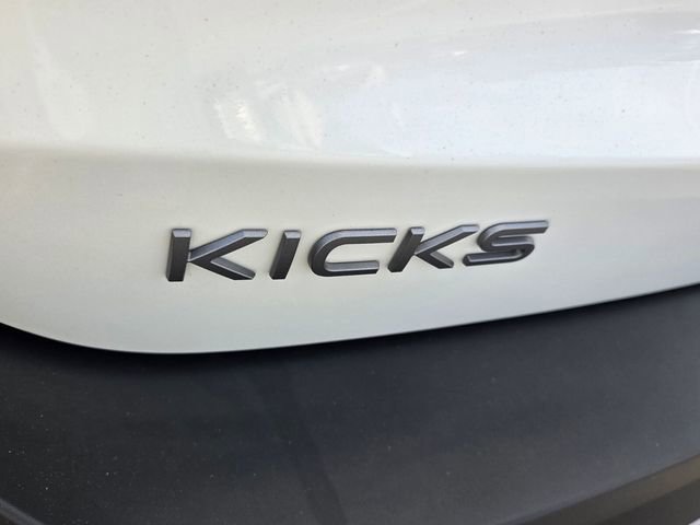 Used 2026 Nissan Kicks SV FWD image 10