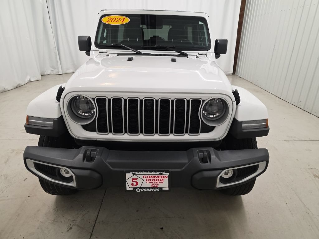 Used 2024 Jeep Wrangler Unlimited Sahara w/ Technology Group AWD/4WD image 8
