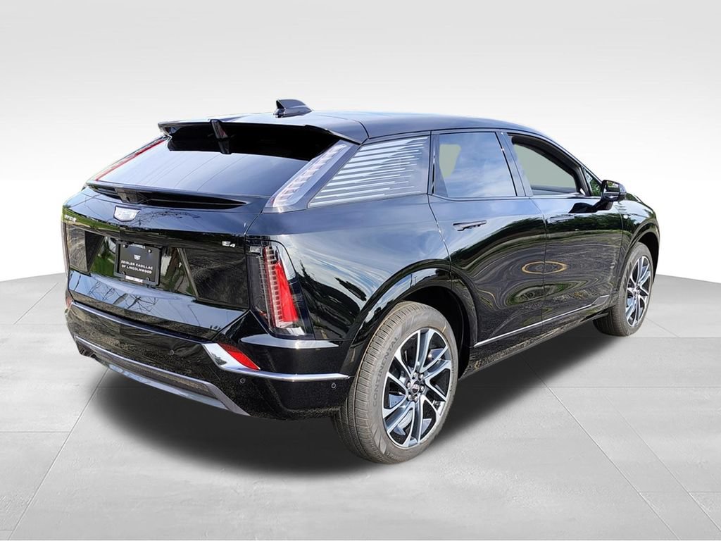 New 2027 Cadillac Optiq Sport AWD/4WD image 9