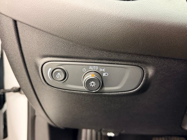 Certified 2019 Chevrolet Equinox LT FWD image 18