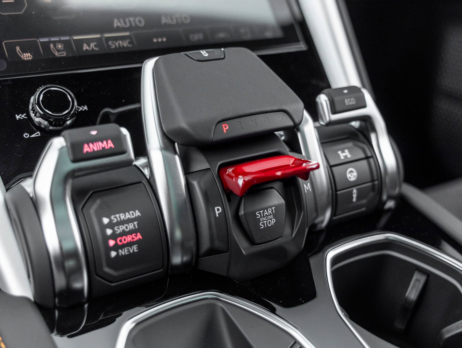 Used 2024 Lamborghini Urus S image 33