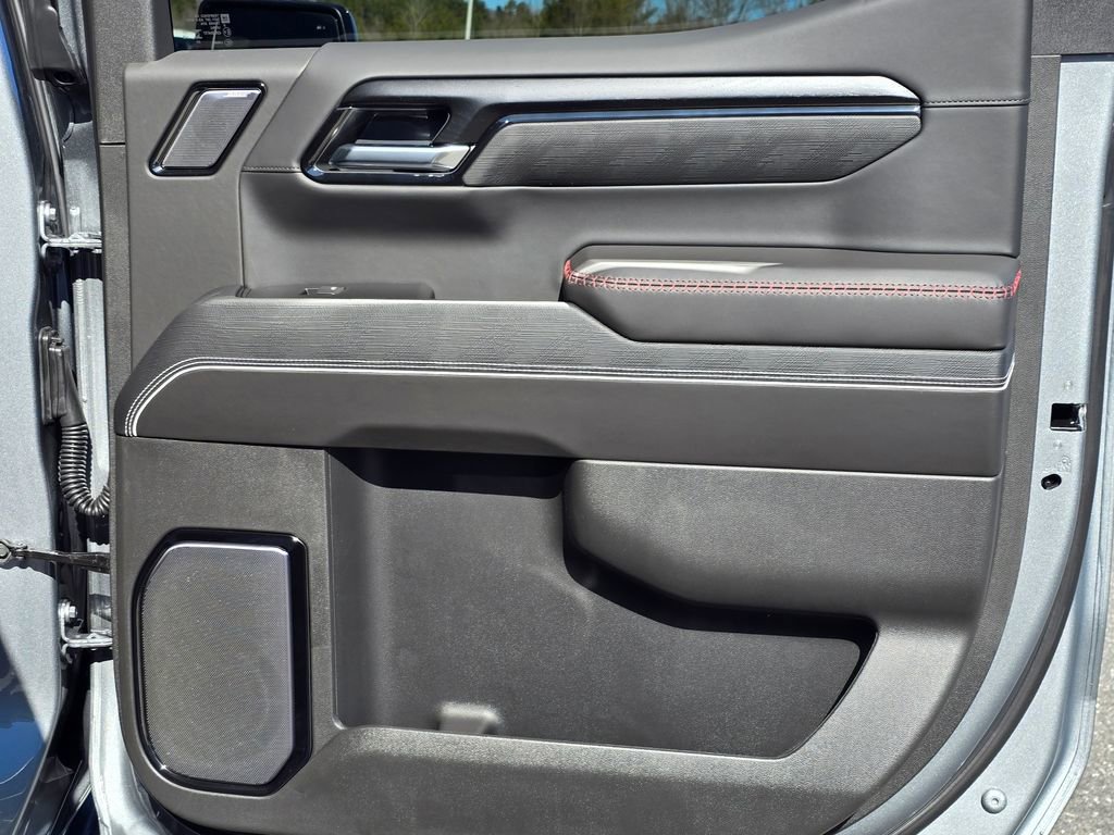 New 2026 GMC Sierra 1500 AT4X w/ LPO, Black Badging Package image 35