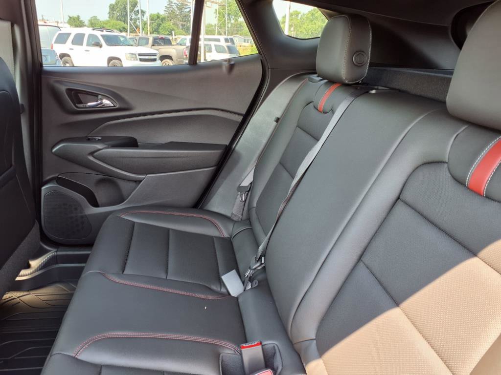 New 2025 Chevrolet Trax RS image 14