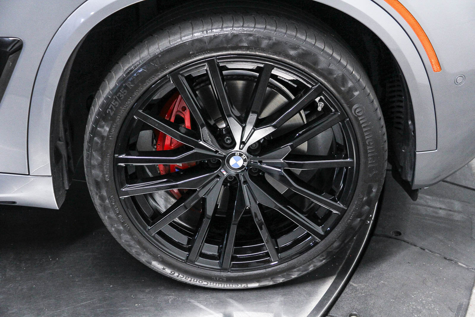 Certified 2024 BMW X5 sDrive40i w/ M Sport Package image 9