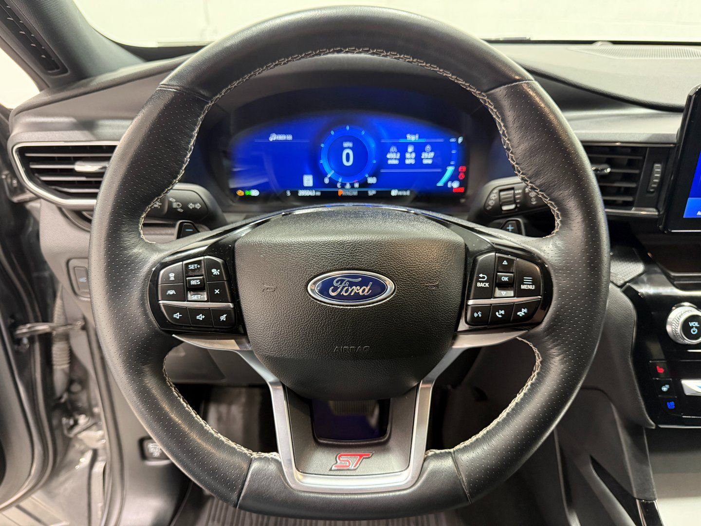 Used 2023 Ford Explorer ST w/ Equipment Group 401A image 20