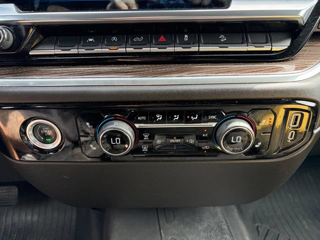 Used 2022 Chevrolet Silverado 1500 RST AWD/4WD image 16