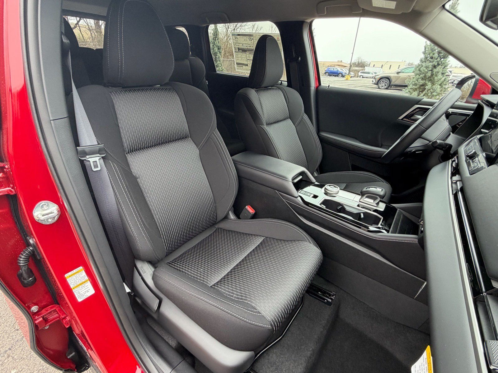 New 2026 Mitsubishi Outlander ES AWD/4WD image 12