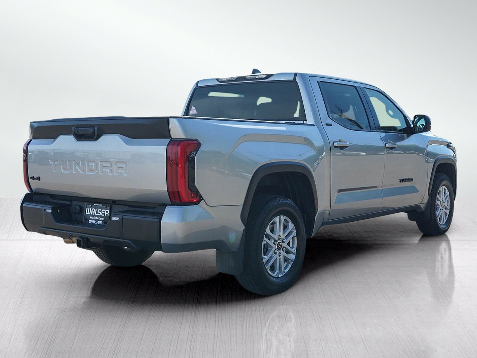 Used 2024 Toyota Tundra SR5 w/ SR5 Premium Package AWD/4WD image 5