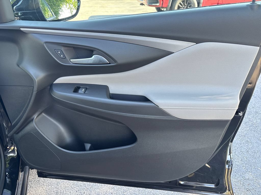 New 2026 Buick Envista Avenir FWD image 37