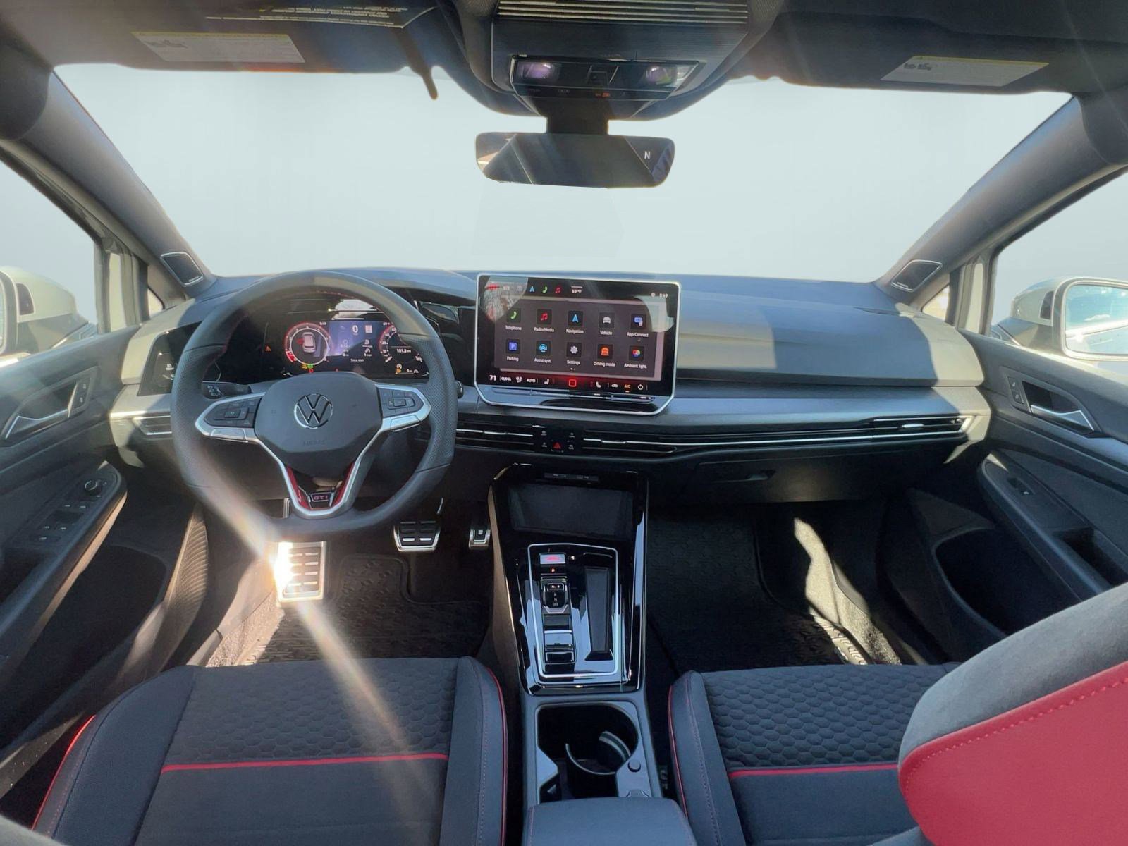 New 2026 Volkswagen Golf SE FWD image 16